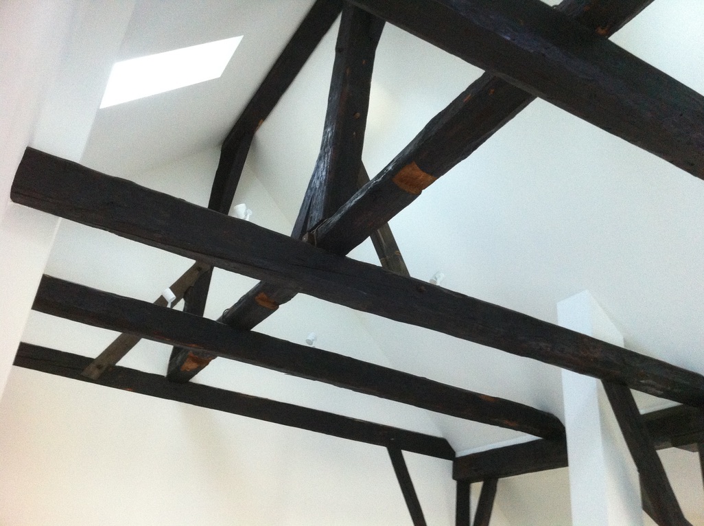 Malerarbeiten Painting Zurich – wooden beam ceiling painting